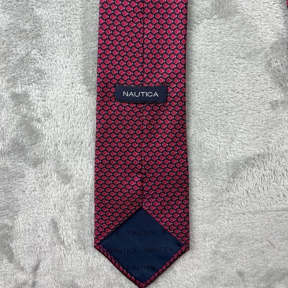 Nautica Men's Classic 100% Silk Neck Tie - Picture 6 of 7